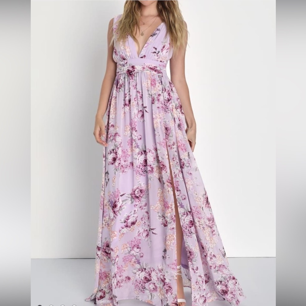 NWT Lulus Garden Meandering Lavender Floral
Print Maxi Dress